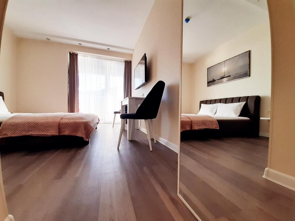 Alliance Palace Sea View Apartment Batumi Exterior foto